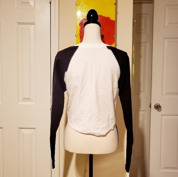 We The Free | Navy Yard Tee - Picture 4 of 5